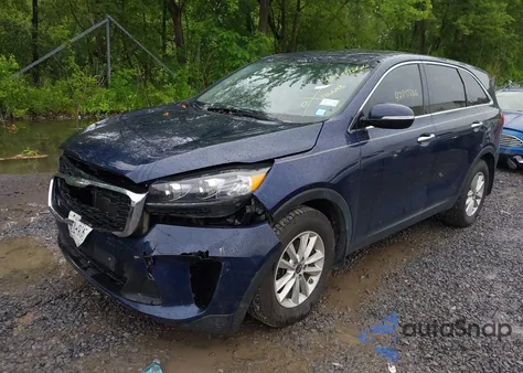 2019 Kia Sorento 2.4L Lx из США, поврежденный, VIN 5XYPG4A3XKG463044